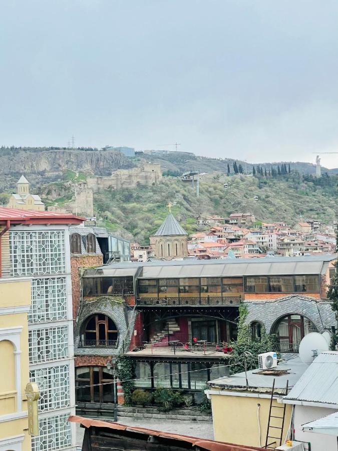 Quality Inn Tbilisi Esterno foto