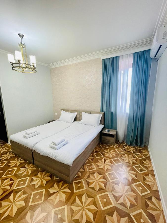 Quality Inn Tbilisi Esterno foto