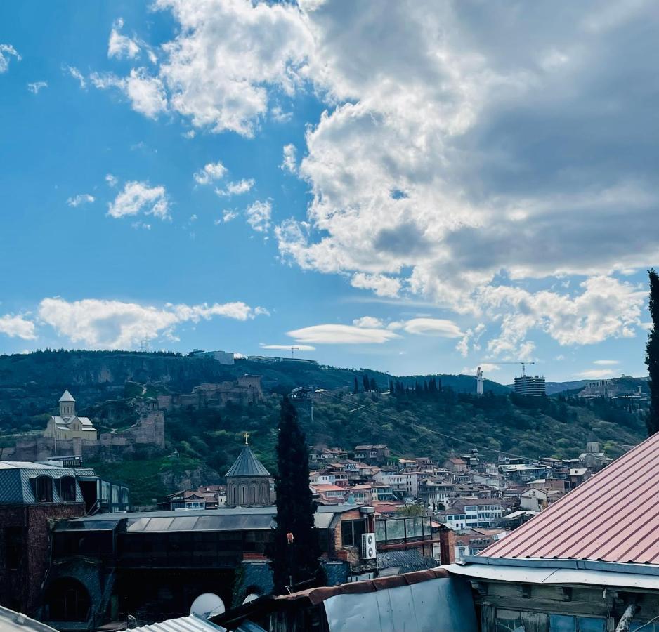 Quality Inn Tbilisi Esterno foto