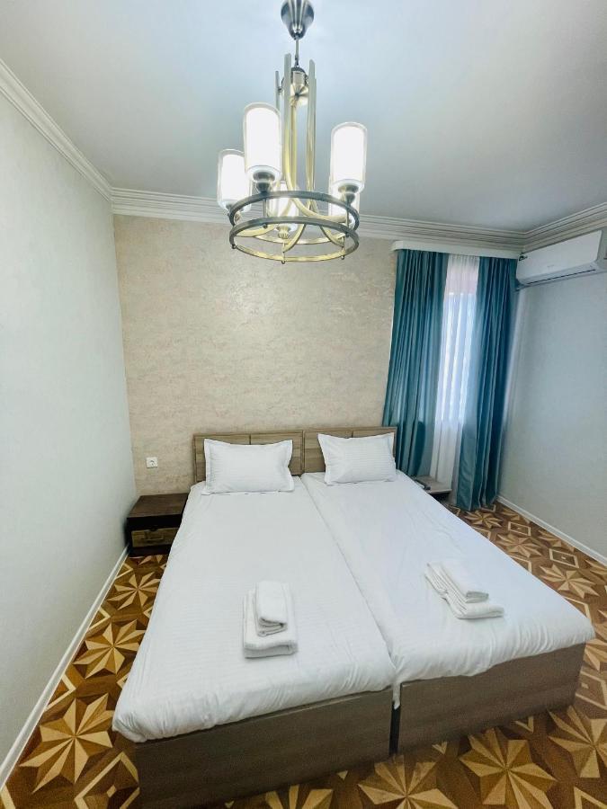 Quality Inn Tbilisi Esterno foto